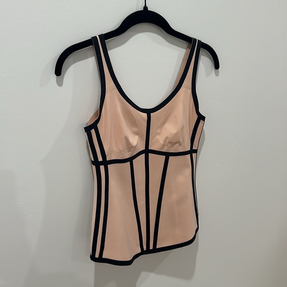 Honeylove Boldness Tank - Picture 3 of 7